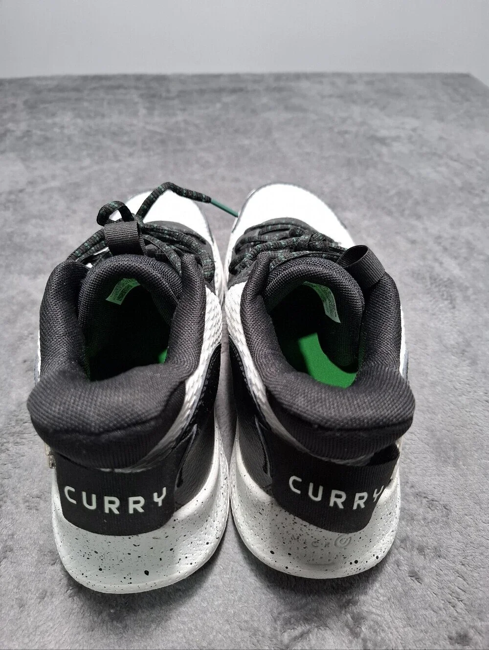 Under Armour CURRY 3Z7 Black Green Size 11.5 Basketball Mens Shoes 3026622-002